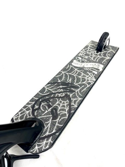 Hulajnoga Custom Blunt AOS V5 Reaper