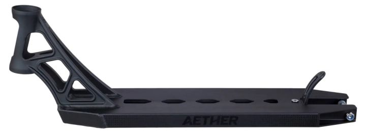 Podest Striker Aether 490 Black